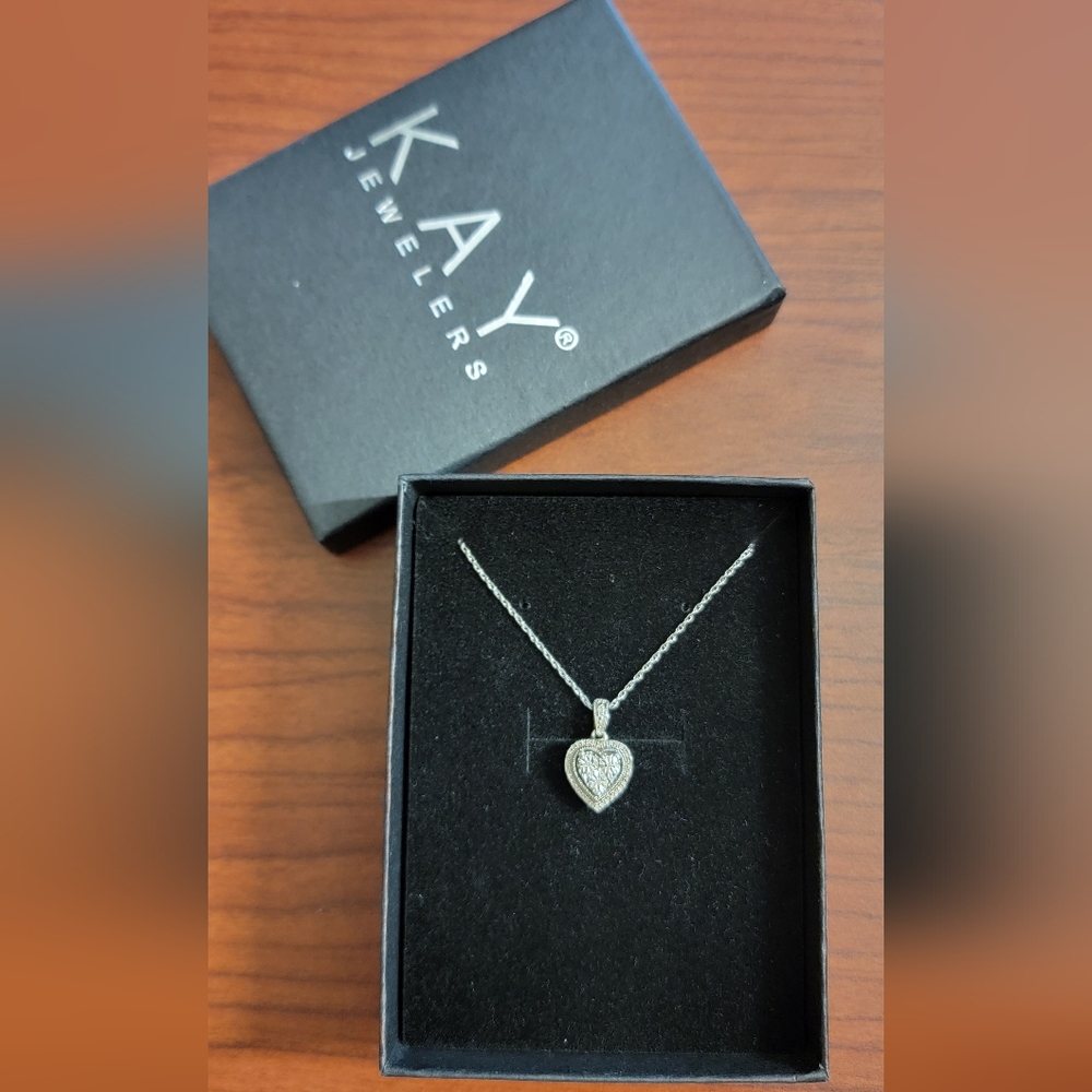 💥Kay Jewelers Diamond Heart Necklace💥